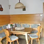 Hoelzlbauer